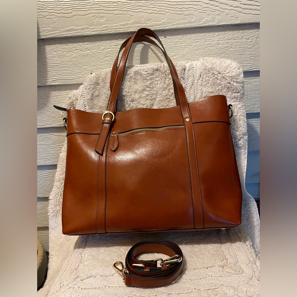 Large Tote with Crossbody Strap - Waxed Cow Leather bag by Kattee